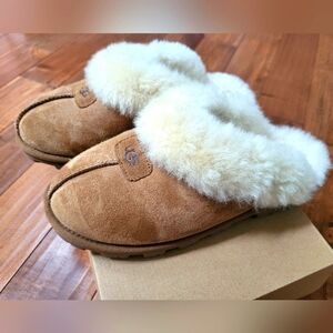UGG Coquette Slippers Size 8 Chestnut